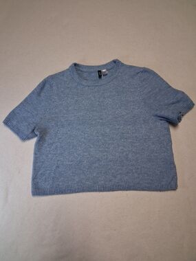 4/20$ Divided Light Blue Short Sleeve Sweater Tee